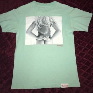 DIAMOND SUPPLY CO. Mens shirt....size Small...USED